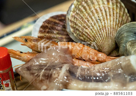 海鮮浜焼きの盛り合わせ 88561103