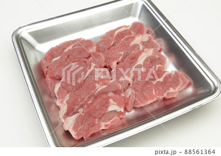 生ラム肉（肩ロース肉） 88561364