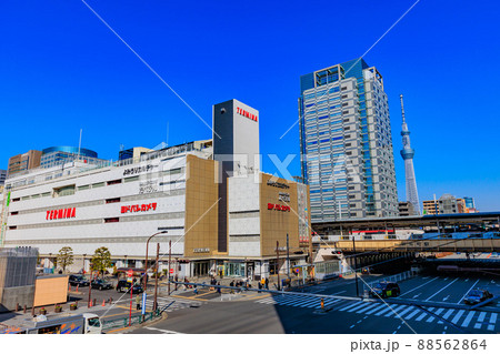 東京 墨田区の都市風景 錦糸町駅南口 東京 墨田区の都市風景 錦糸町駅南口 88562864