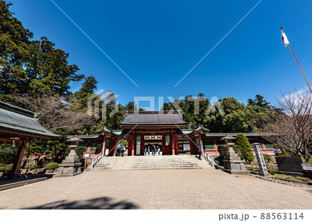 志波彦神社塩釜神社の手水舎 88563114