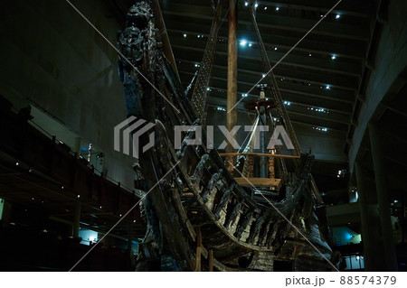 Stockholm, Swden - Novemer 6, 2018. Visit of The Vasa ship in Vasa Museum. 88574379