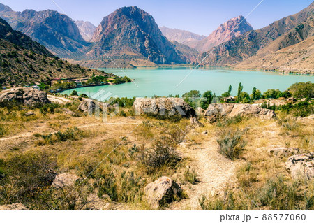 Lake Iskanderkul 88577060