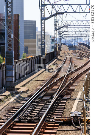 2本の線路と分岐器 2本の線路と分岐器 88582570