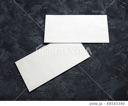 Two blank paper envelopes 88583390