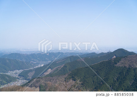 富士峰園地から見た景色(奥多摩の御岳山) 富士峰園地から見た景色(奥多摩の御岳山) 88585038