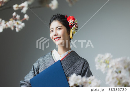 着物 袴 卒業式 桜 着物 袴 卒業式 桜 88586729