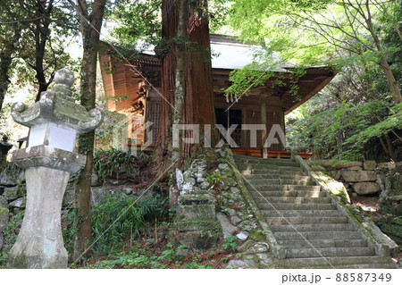 室山熊野神社 本殿 室山熊野神社 本殿 88587349