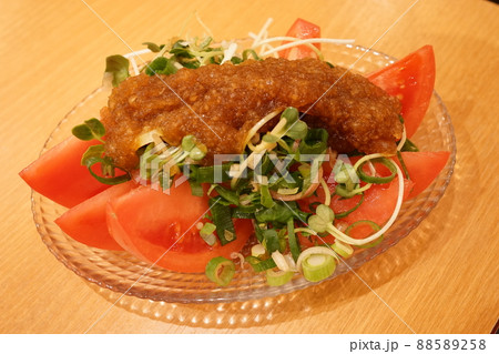 日本料理 居酒屋 オニオン サラダ 88589258
