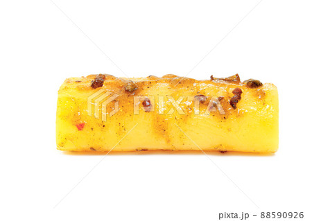 国産大根を柿の皮を加えたいり糠で漬けた柿ぬか沢庵 国産大根を柿の皮を加えたいり糠で漬けた柿ぬか沢庵 88590926