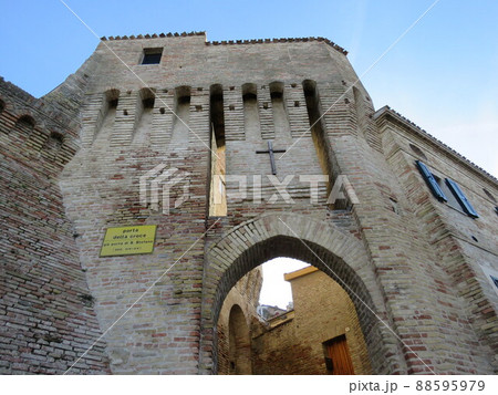 Historical 88595979