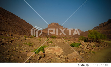 Panorama with Adrar mountain near Terjit , rocks and gorge, Mauritania Panorama with Adrar mountain near Terjit , rocks and gorge, Mauritania 88596236