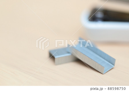 ホッチキスと芯 88598750