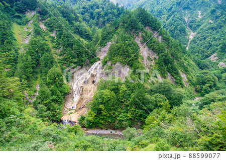 白山白川郷ホワイトロード 姥ヶ滝 白山白川郷ホワイトロード 姥ヶ滝 88599077