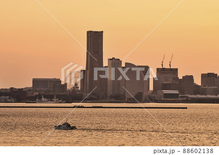横浜港の夕景 横浜港の夕景 88602138