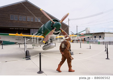 局地戦闘機「紫電改」の実物大模型（兵庫県加西市） 88606502