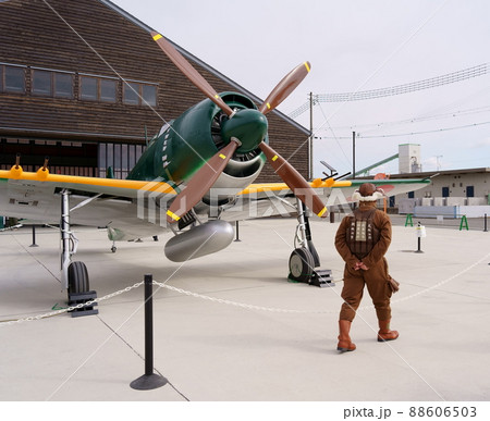 局地戦闘機「紫電改」の実物大模型（兵庫県加西市） 88606503