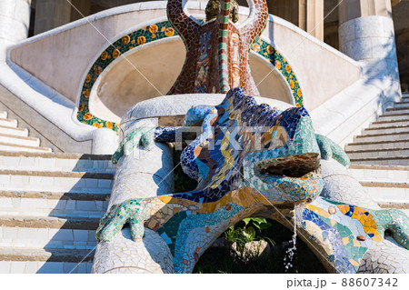 グエル公園　バルセロナ　スペイン 88607342