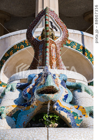 グエル公園　バルセロナ　スペイン 88607356