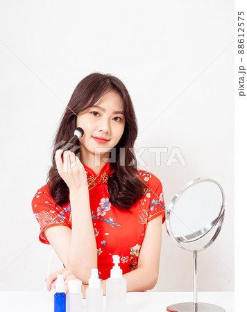 化粧 メイクアップ お化粧 88612575