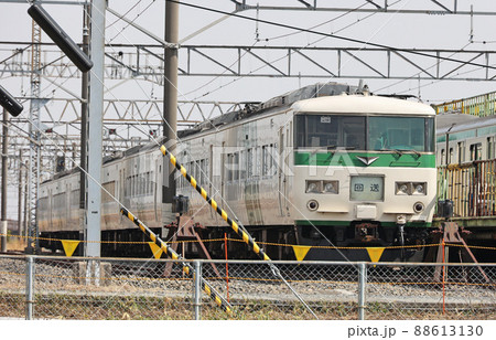 185系　川越車両センタ- 88613130
