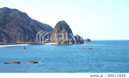 笹川流れ 脇川大橋から蓬莱山 笹川流れ 脇川大橋から蓬莱山 88615898