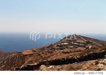 The church which disappears in the sea The church which disappears in the sea 88617706