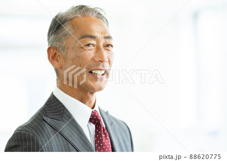 ビジネスマン　シニアの男性 88620775