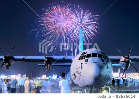 横田基地 友好祭の花火 88626014