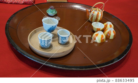 お雛様で使った小さな小物 お雛様で使った小さな小物 88633495
