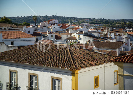 PORTUGAL ALENTEJO EVORA OLD CITY 88634484