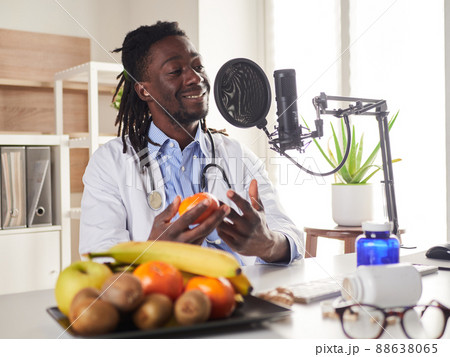Nutritionist blogger 88638065
