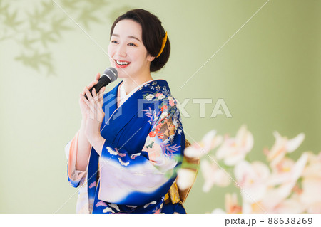 青い訪問着　演歌歌手 88638269