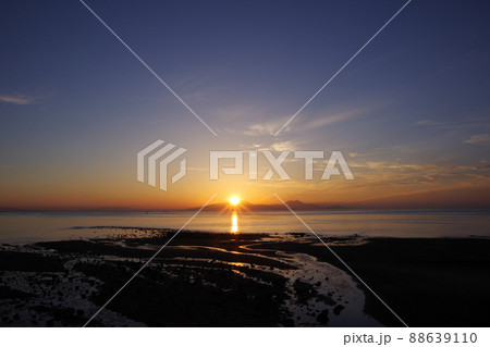 有明海の日の出の光景 有明海の日の出の光景 88639110