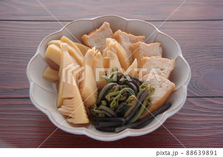筍の煮物　タケノコの煮しめ 88639891