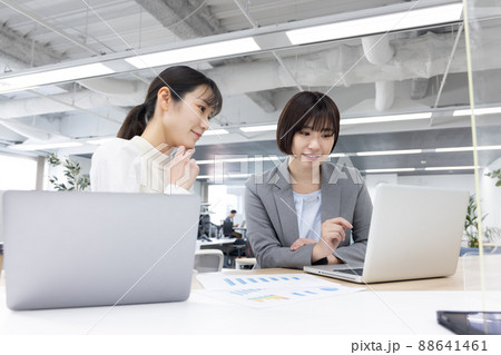 スタンドアップミーティング 88641461