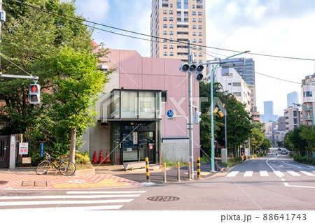 東京都渋谷区の警視庁渋谷警察署恵比寿四丁目交番 88641743