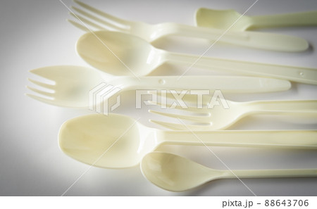プラスチックスプーン　プラフォーク　使い捨てスプーン　環境問題 88643706