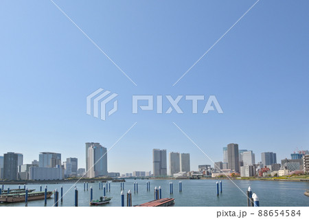 東京都越中島公園から晴海方面を見た風景 東京都越中島公園から晴海方面を見た風景 88654584