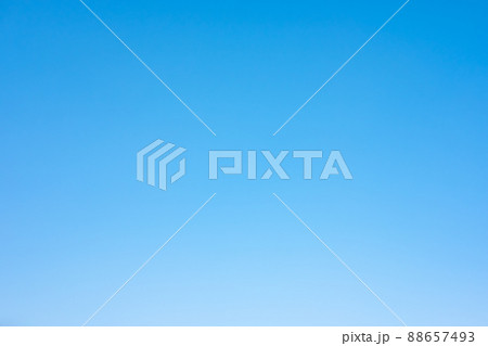 快晴の青空の背景素材 明るめ 快晴の青空の背景素材 明るめ 88657493