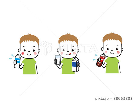 牛乳、コーラ、水　いろんな飲み物を飲む男の子 88663803