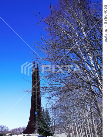 消え去る北海道百年記念塔 88664068