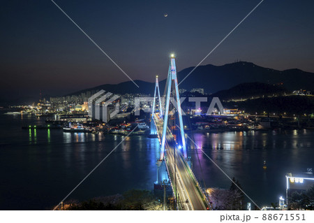 道路 橋 突山大橋 88671551