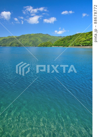 奄美大島 のんびりと時間を過ごせる宇検村部連 奄美大島 のんびりと時間を過ごせる宇検村部連 88678772
