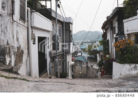 風景 建物 道路 88680448