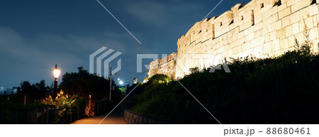 建物 風景 壁 88680461