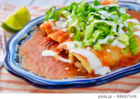 メキシコ料理のエンチラーダ メキシコ料理のエンチラーダ 88687549