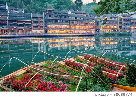 Feng Huang Ancient Town (Phoenix Ancient Town) , China 88689774