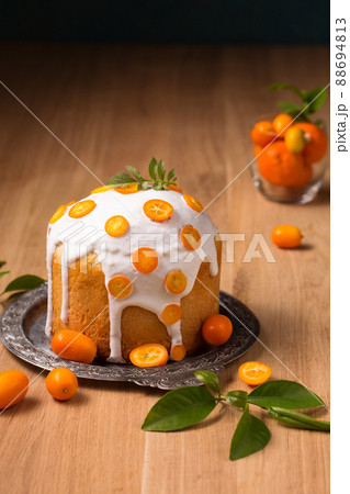 Easter cake table Easter cake table 88694813