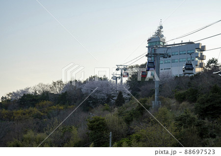 風景 空 ケーブルカー 88697523