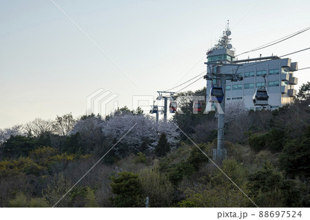風景 空 ケーブルカー 88697524